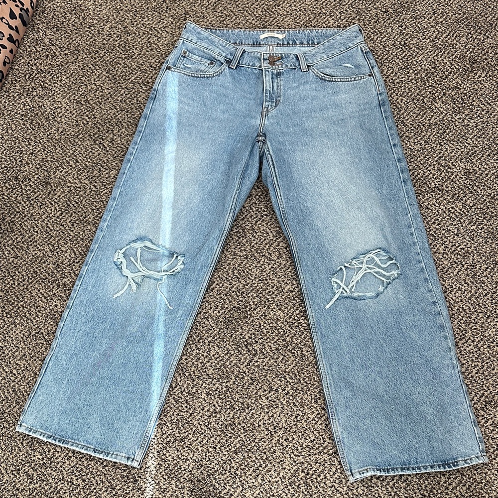 Levi’s superlow loose fit